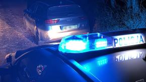"Wężyk" zakończył jazdę. Ponad 2 promile i auto warte około 90 tysięcy złotych