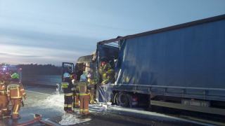 Pożar ciężarówki na A4 pod Krapkowicami. Utrudnienia w kierunku Wrocławia