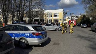Gaz pieprzowy w szkole przy ul. Hallera w Opolu. Ewakuowano około 200 osób