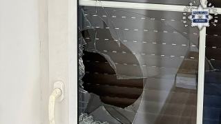 Niszczył drzwi i liczniki na klatkach schodowych budynków - usłyszał zarzuty