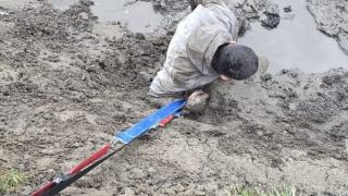 Policjanci z Kietrza wyciągnęli mężczyznę z rzeki