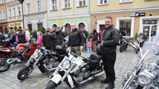 Motojajeczko na opolskim rynku mimo niesprzyjającej pogody