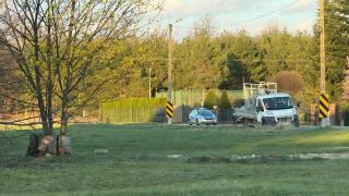 Porsche wjechało w budynek na ulicy Oświęcimskiej. Kierowca odjechał