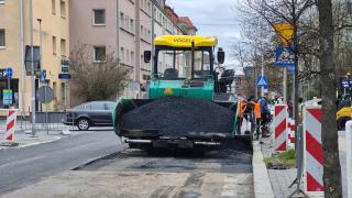 Kośnego na finiszu remontu. Trwają ostatnie prace asfaltowe