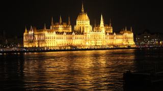 Wybory na Węgrzech. Zmiana władzy po latach rządów Viktora Orbana?