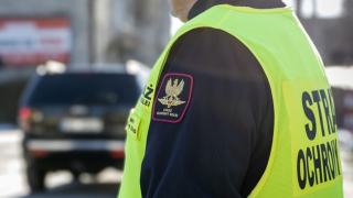 Wypadek w Opolu. Funkcjonariusze SOK ruszyli z pomocą poszkodowanym