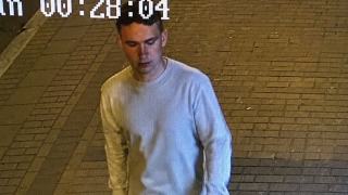 Policja opublikowała wizerunek mężczyzny. Rozpoznajesz?