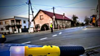Pasażer popełnił wykroczenie, kierowca mercedesa stracił prawo jazdy