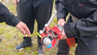 Strażak ranny podczas zawodów w Lubieszowie. Pękł metalowy rozdzielacz  WIDEO