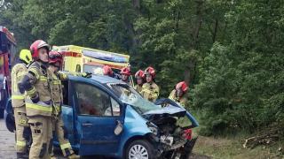 Poważny wypadek w Markotowie Małym. Nietrzeźwy kierowca walczy o życie AKTUALIZACJA