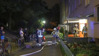 Nocny pożar na ulicy Dambonia. Interweniowały cztery zastępy straży