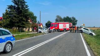 Wypadek na DK11. Sprawca był nietrzeźwy, dwie osoby zostały ranne