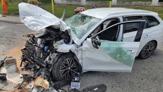 Groźnie wyglądający wypadek na DK45. Audi zderzyło się czołowo ze skodą