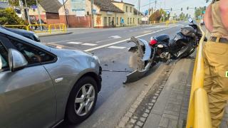 Wypadek na DK45 w Zawadzie. Motocyklista trafił do szpitala