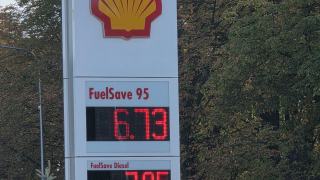 Paliwo w Polsce mocno potaniało. Diesel najtańszy w UE