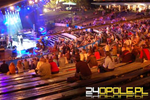 Kabareton śmiechu warty