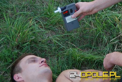 Nie potrafił ustać na nogach, wsiadł do auta