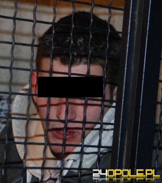 Rozbił samochód szefa po pijaku