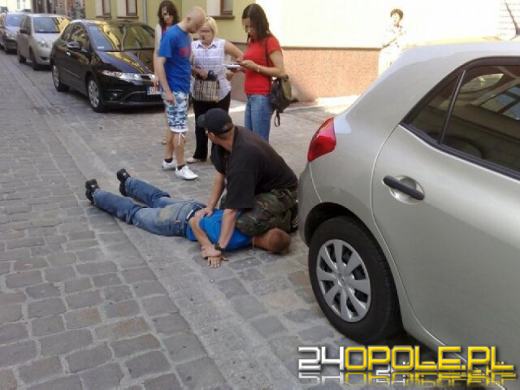 Bandyta skazany za rozbój z użyciem noża