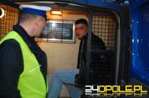 Uszkodził samochody i uciekał przed policją