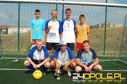 Podwórkowe drużyny zmierzyły się na Orliku