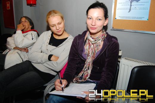 Komitet kolejkowy po bilety na festiwal