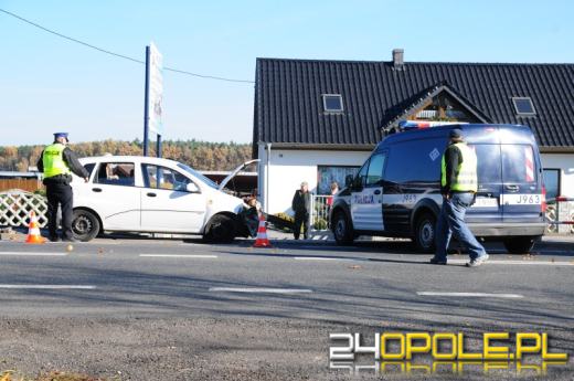 62-latka staranowała samochodem barierki