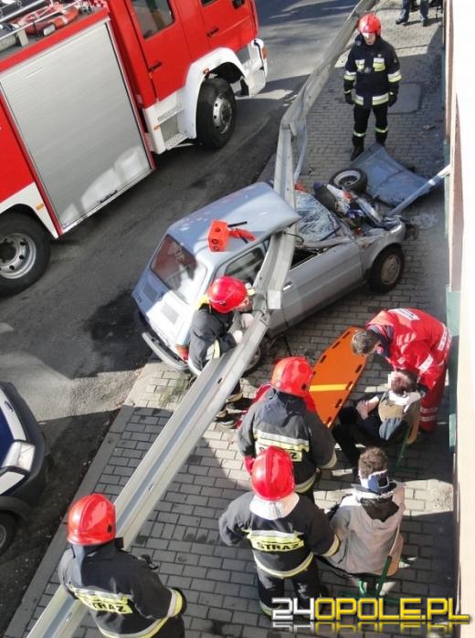 Maluch wbił się w barierę energochłonną