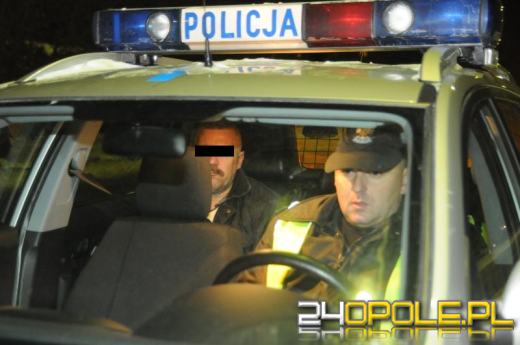 Pijany kierowca wpadł przez rozbity reflektor