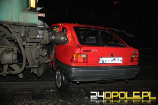 26-latek wjechał prosto pod pociąg