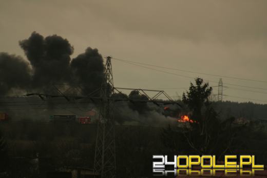 Ciężarówka zapaliła się podczas jazdy