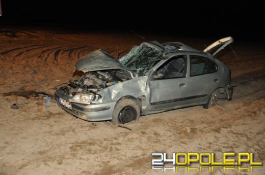 Cztery osoby ranne podczas dachowania