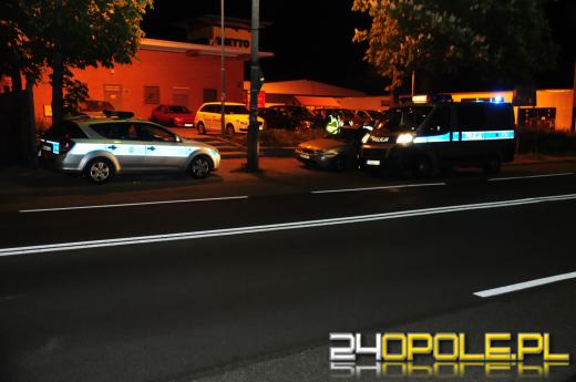 Pijany kierowca szarżował po parkingu