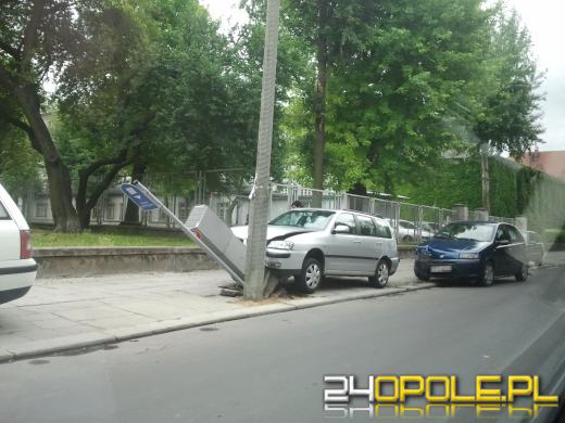 Zderzenie z parkomatem