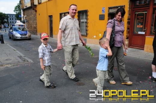 Boże Ciało. Setki opolan na procesji