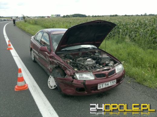 Kolejny wypadek na "grzybku": kierowca nie ustąpił pierwszeństwa