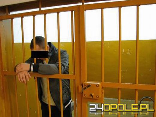 Wieźli w aucie 1,5 kg marihuany. Wpadli podczas kontroli.