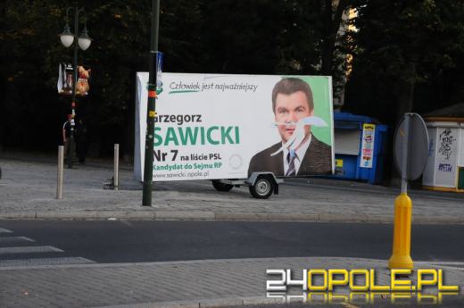 Nieuczciwa kampania czy akt wandalizmu?