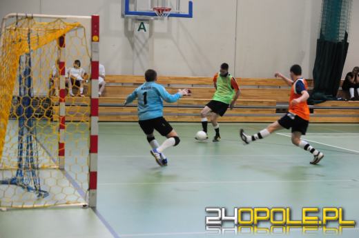 W Opolu trwają Akademickie Mistrzostwa Polski w futsalu