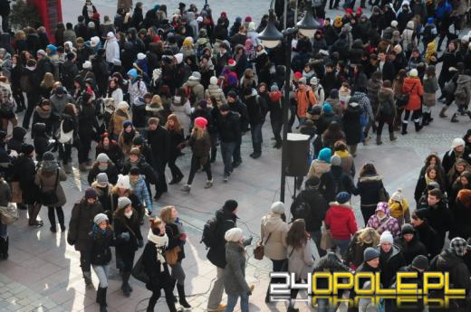 Maturzyści zatańczyli poloneza na Rynku