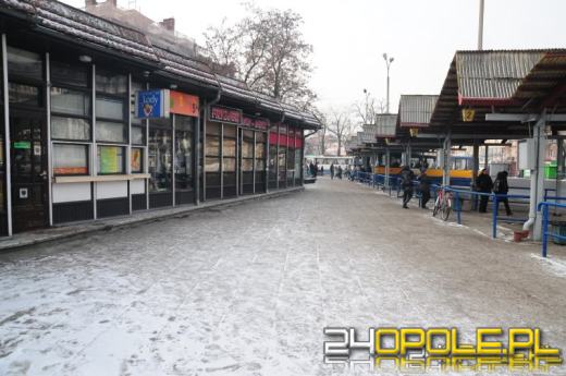 Opolski dworzec PKS pustoszeje