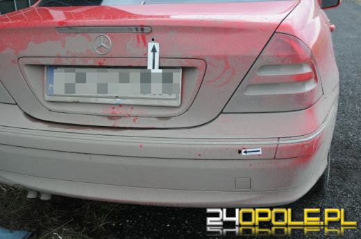 Policjanci strzelali w kierunku 19-letniego złodzieja. Porzucił samochód