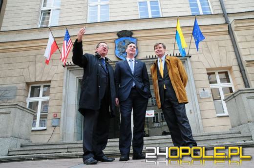 Ambasador USA: przepisy wizowe muszą zostać zmienione