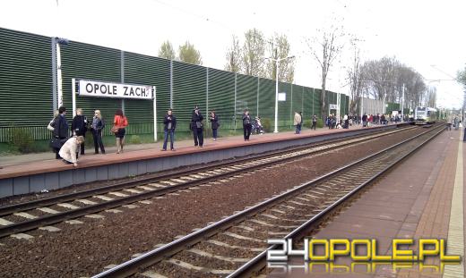 Pociąg pasażerski skierowano na zły tor