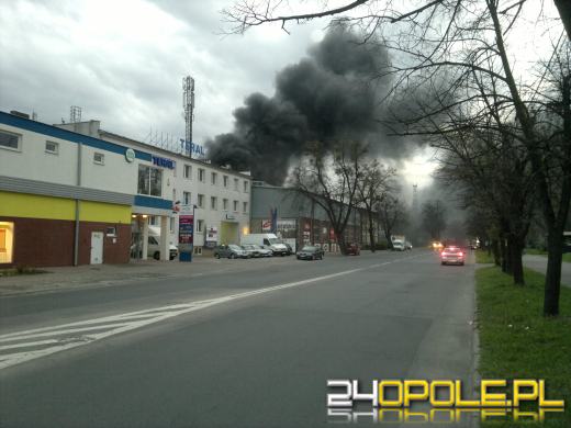 Płonęła hurtownia opakowań na Zaodrzu