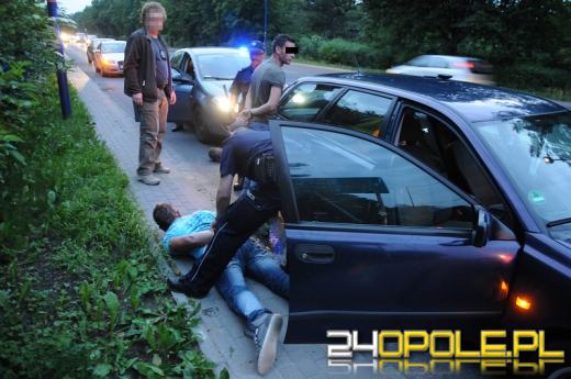 Sprawcy pobicia zatrzymani na gorąco