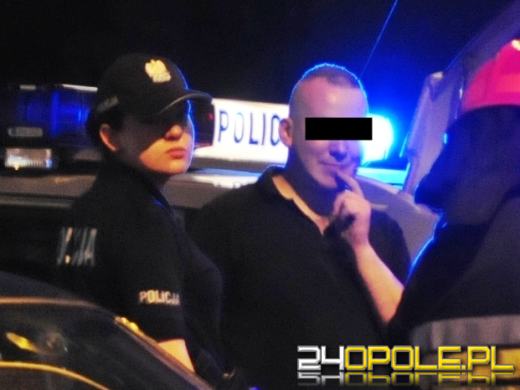 Pijany kierowca wjechał w filar budynku