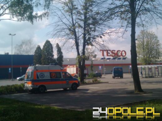 Ewakuacja Tesco: fałszywy alarm o bombie