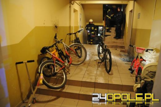 22-latek oblał się benzyną i podpalił