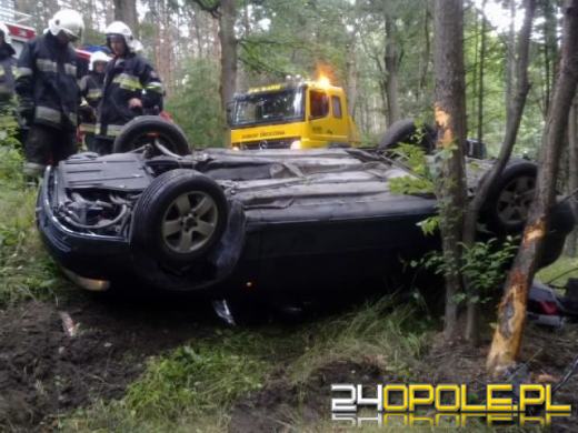 Audi dachowało na trasie Szydłów - Komprachcice